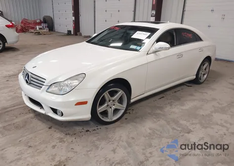 2008 Mercedes-Benz Cls 550 из США, поврежденный, VIN WDDDJ72XX8A130056